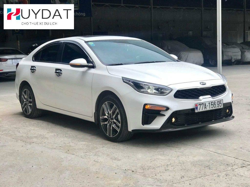Bảng Giá Cho Thuê Xe 4 Chỗ Tại TPHCM【CÓ TÀI XẾ】1 Ngày 1 Giá thuê xe 4 chỗ có tài xế