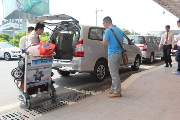 Cách Đặt Xe Đưa Đón Sân Bay Tân Sơn Nhất