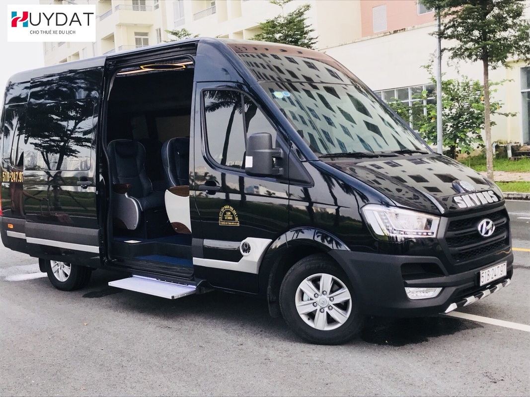 Bảng Giá Thuê Xe 12 Chỗ Limousine TPHCM【Có Tài Xế】1 Ngày 4 Hình ảnh xe 12 Chỗ Limousine tại thuê xe Huy Đat