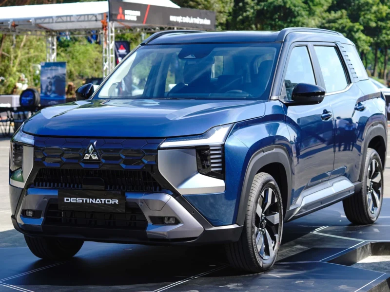 Mitsubishi Destinator